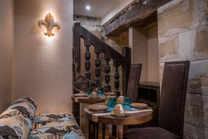 Daily buffet breakfast (EUR 19 per person)