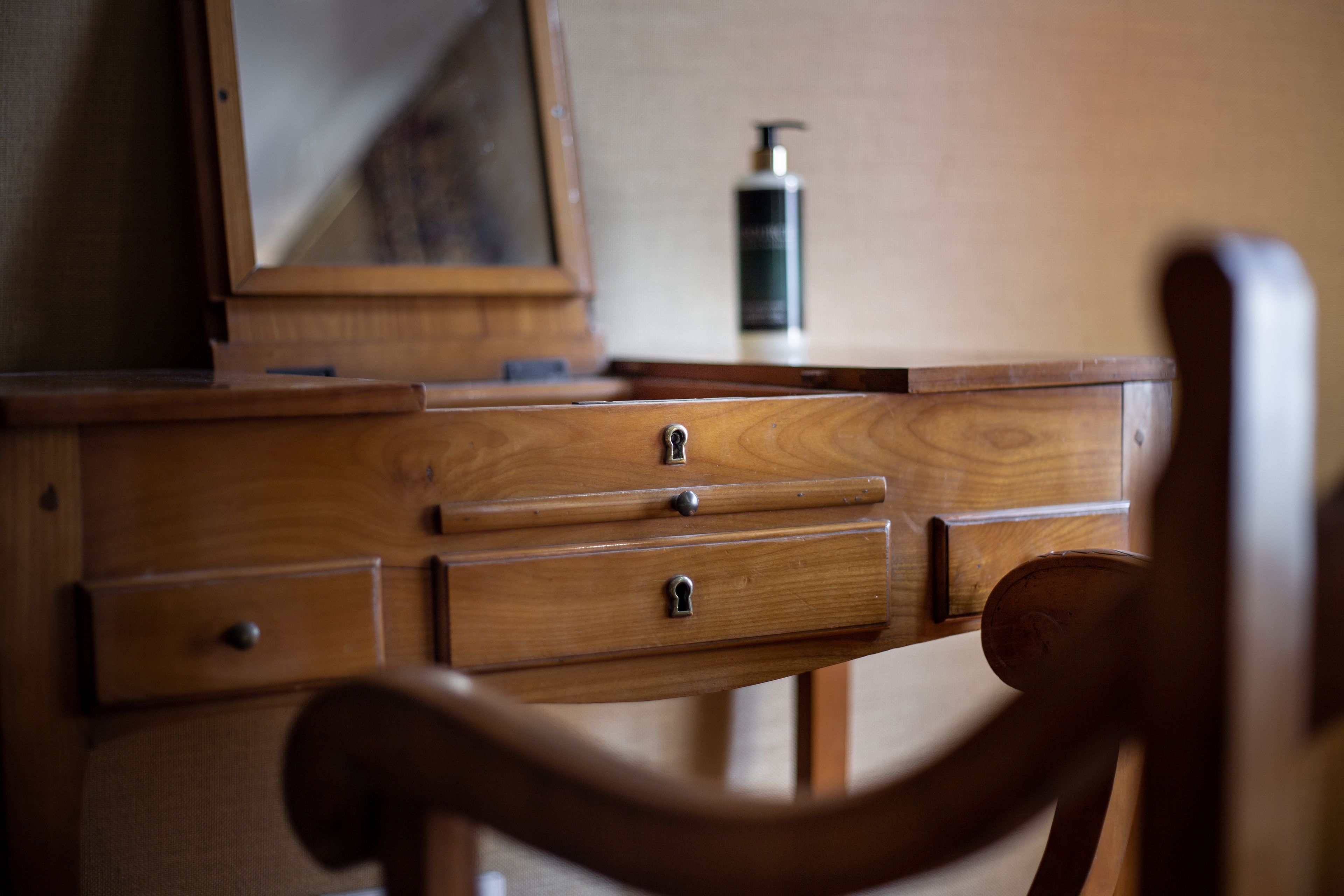 premium bedding, pillow-top beds, in-room safe, individually decorated