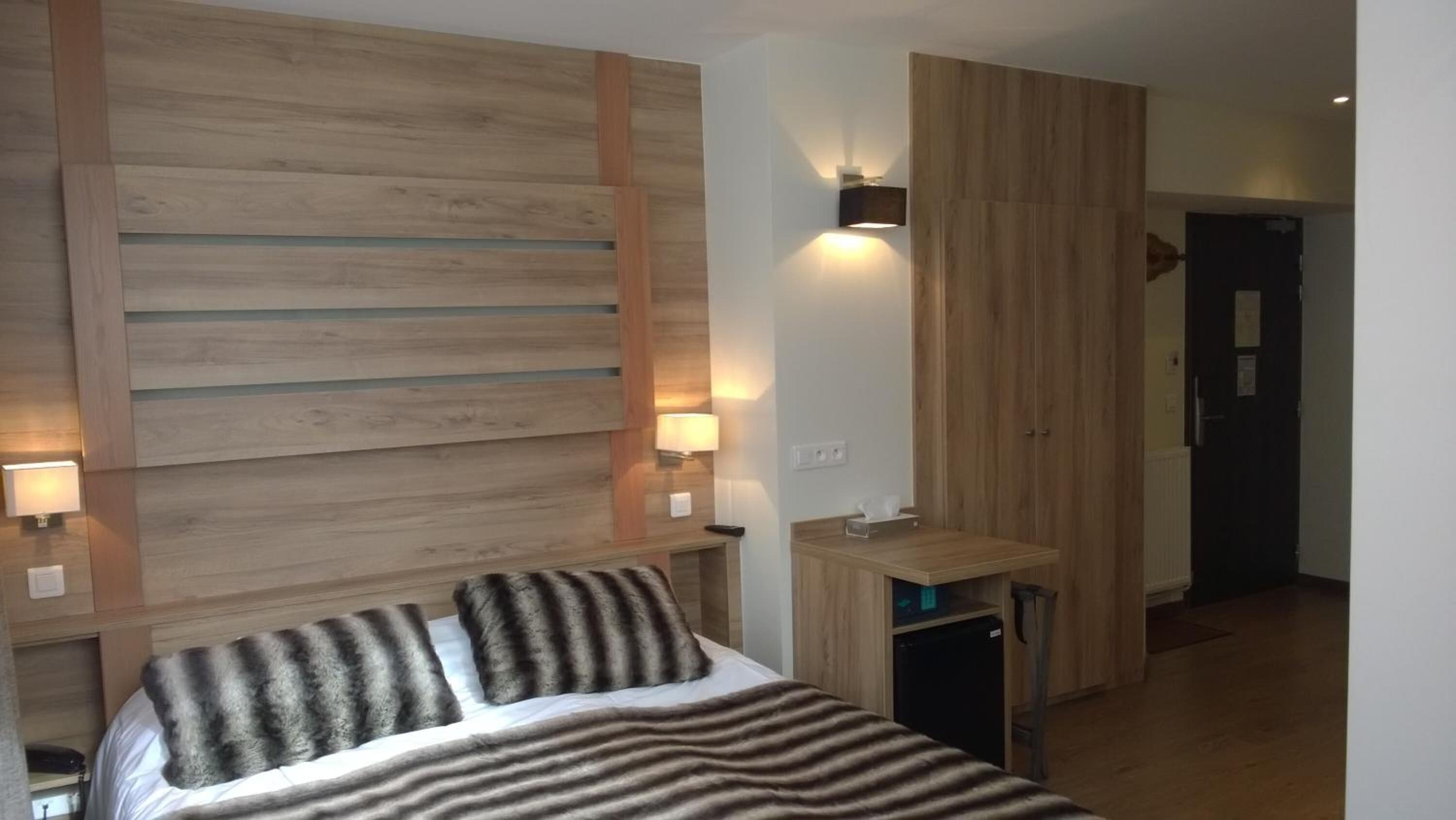 minibar, in-room safe, desk, blackout curtains