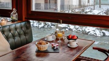 Daily buffet breakfast (EUR 12 per person)