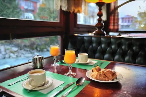 Daily buffet breakfast (EUR 12 per person)