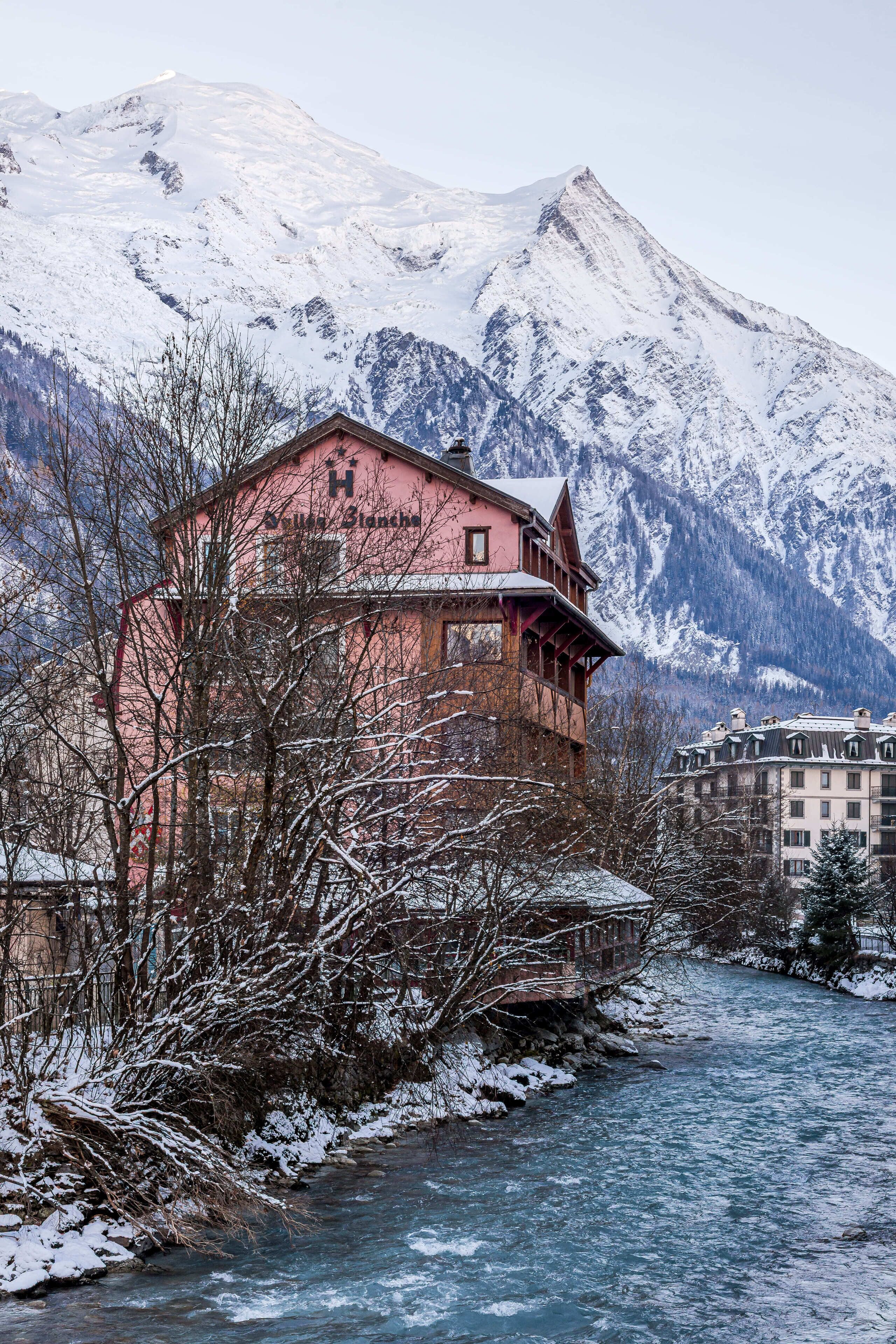 Fachada del alojamiento