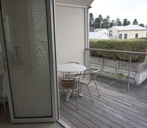 View from room - Ashmont Motor Inn & Apartments (Port Fairy)