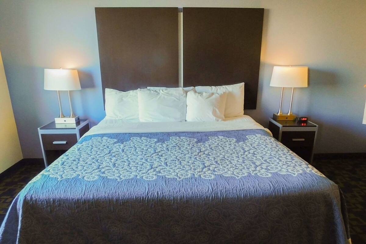 Desk, free WiFi, bed sheets, alarm clocks