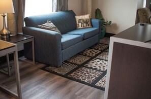 Superior Suite, 1 King Bed, Non Smoking | Living room