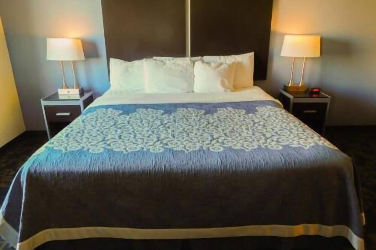 Desk, free WiFi, bed sheets, alarm clocks