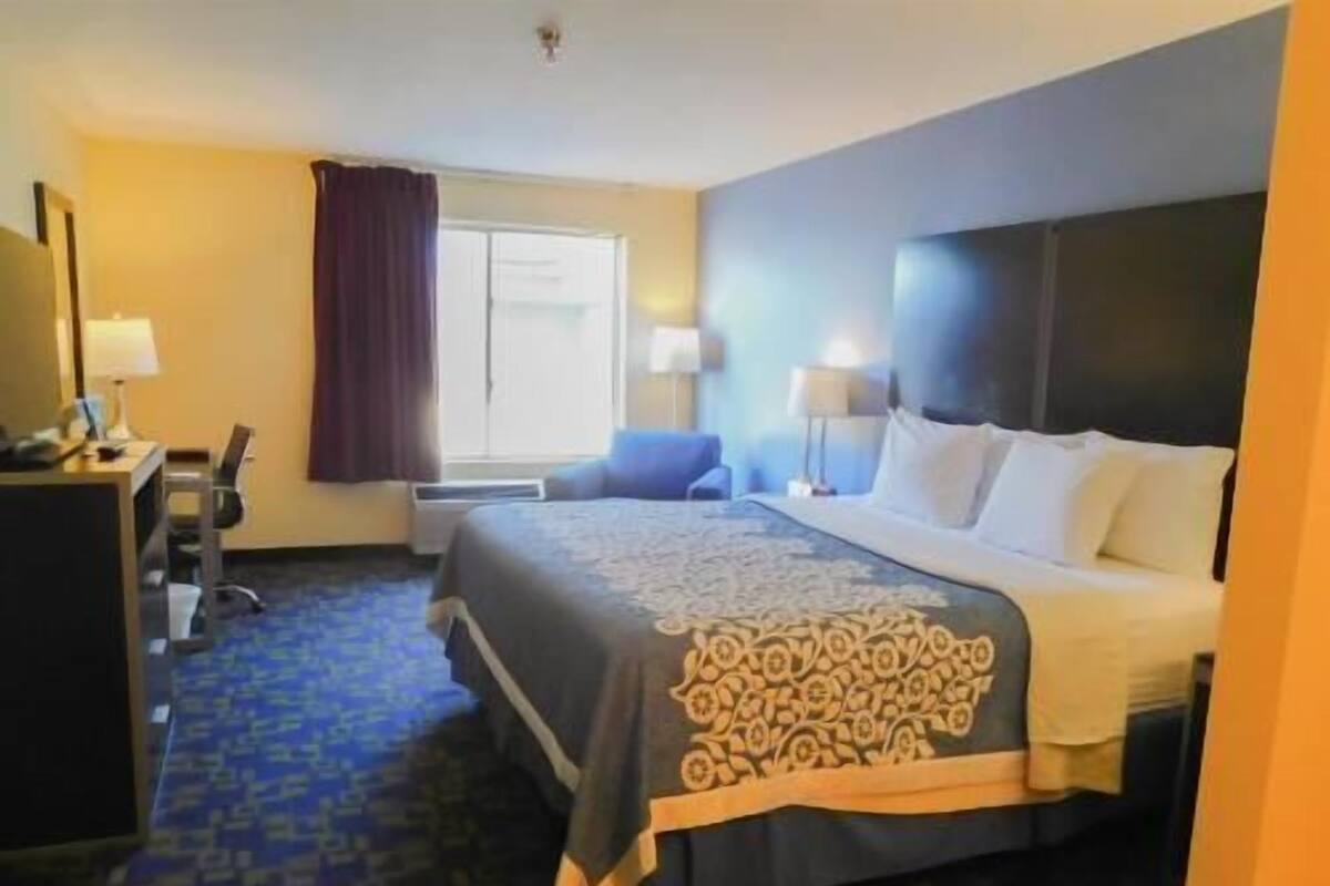 Desk, free WiFi, bed sheets, alarm clocks