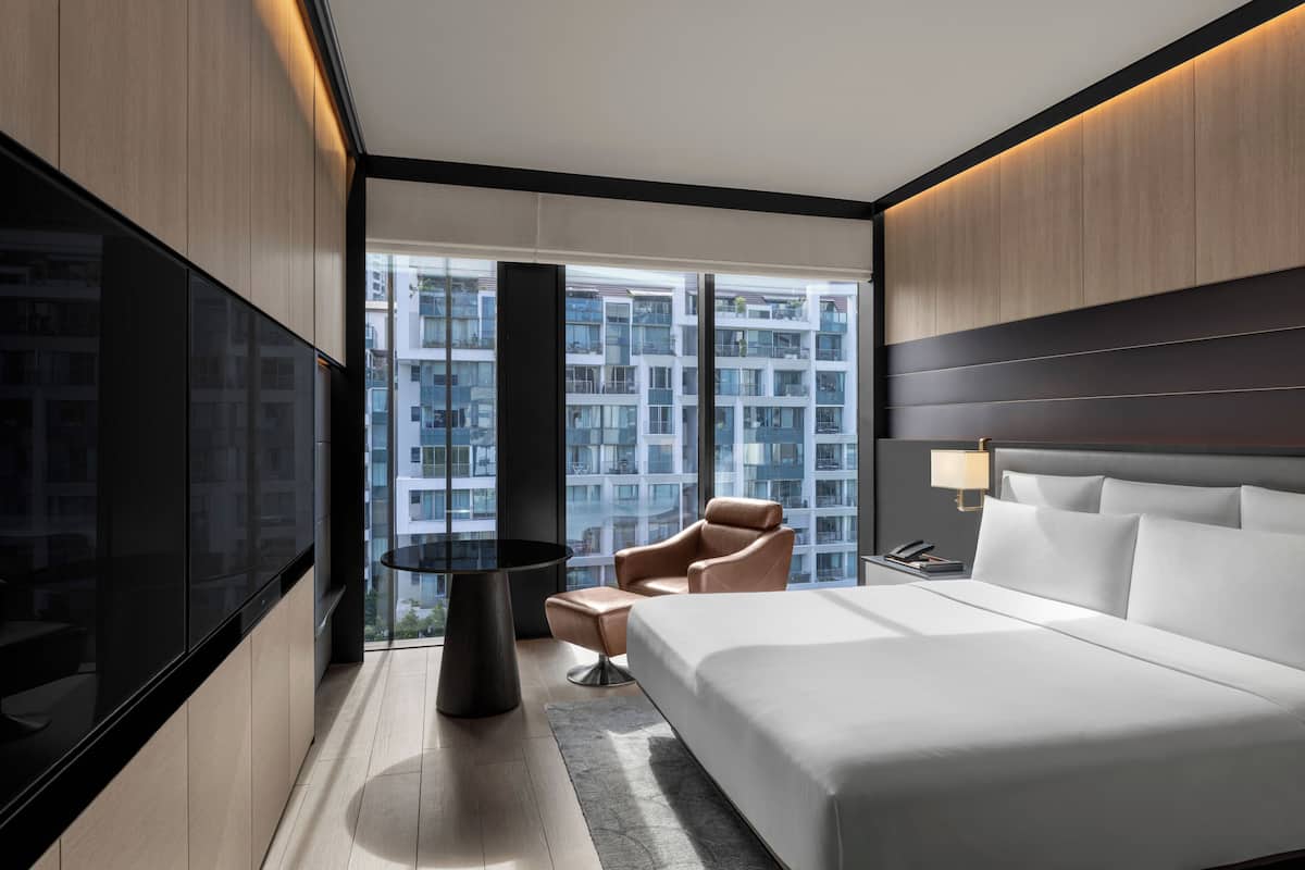 Premium bedding, minibar, in-room safe, individually furnished