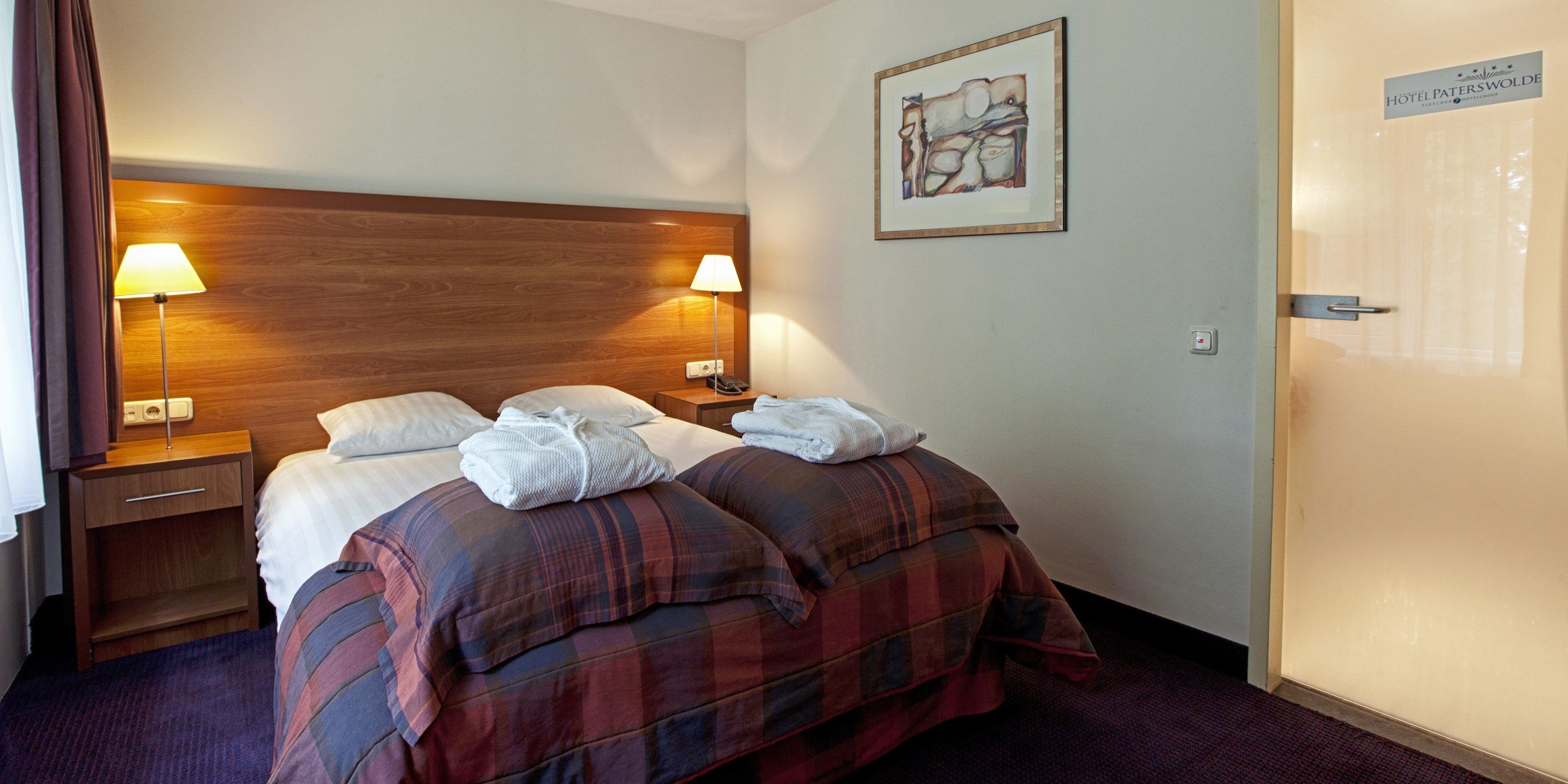 in-room safe, free wifi, bed sheets