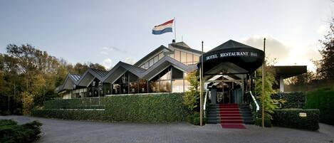 Fachada da propriedade