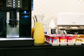 Daily continental breakfast for a fee - Abba Jazz Hotel (Vitoria-Gasteiz)