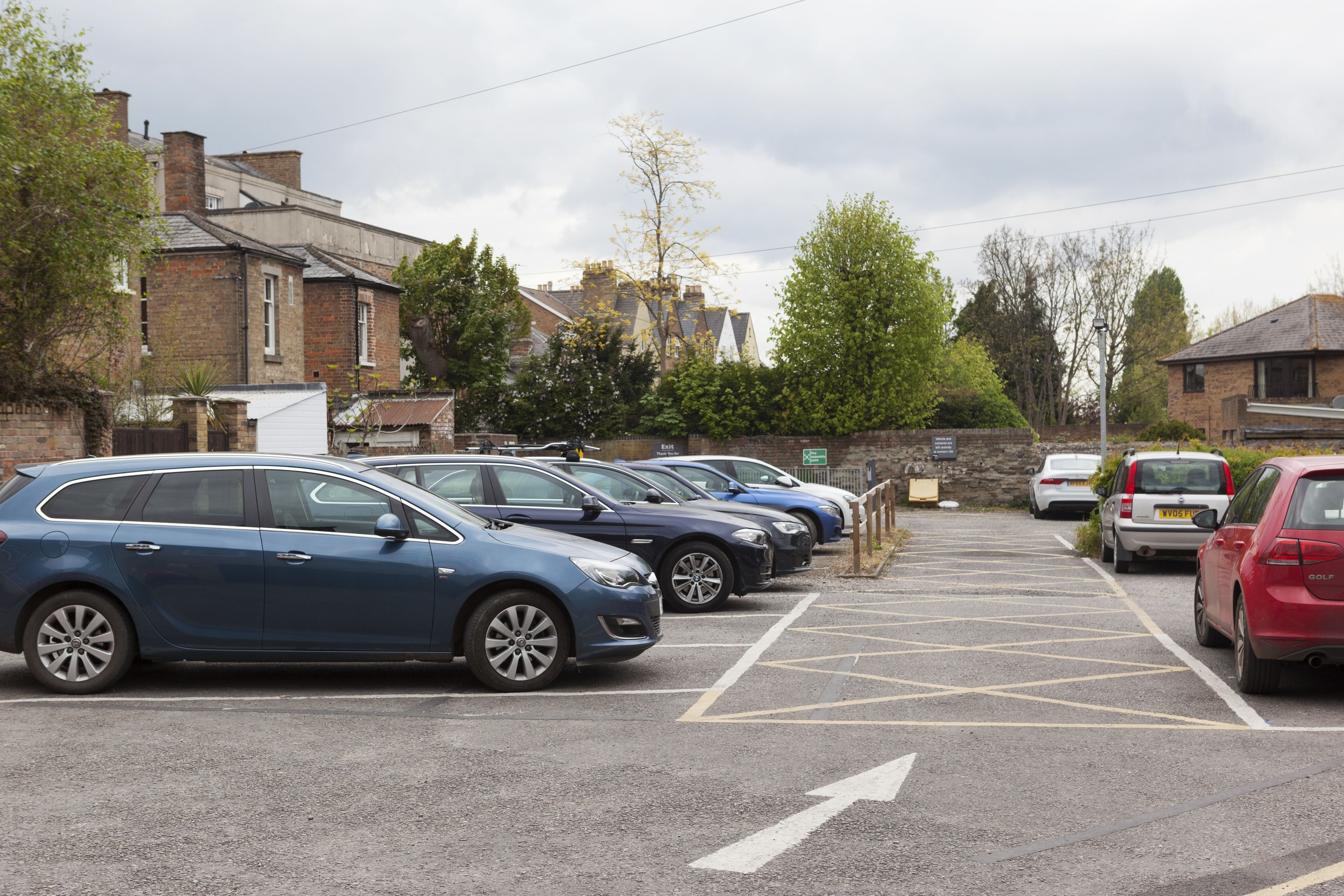 self-parking (surcharge) 5 per day