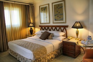 Club Room, 1 King Bed