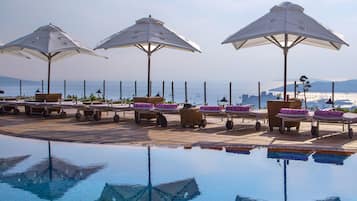 2 piscinas al aire libre, sombrillas, tumbonas