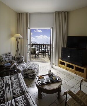 Suite, 1 King Bed, Corner | View from room