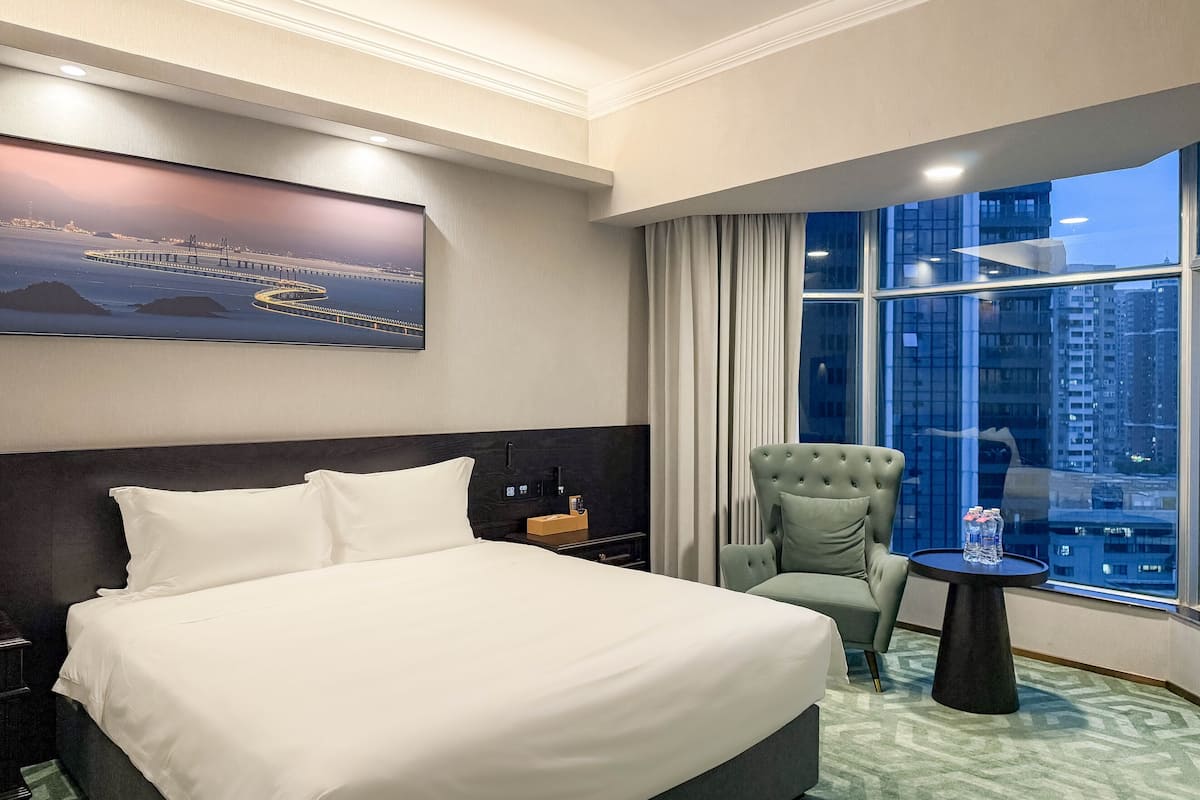 City kamer | 1 slaapkamer, een gratis minibar, een kluis op de kamer, een bureau