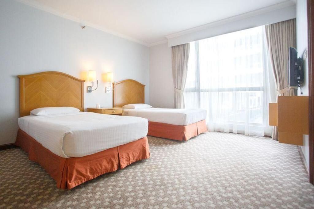 In-room safe, desk, laptop workspace, soundproofing