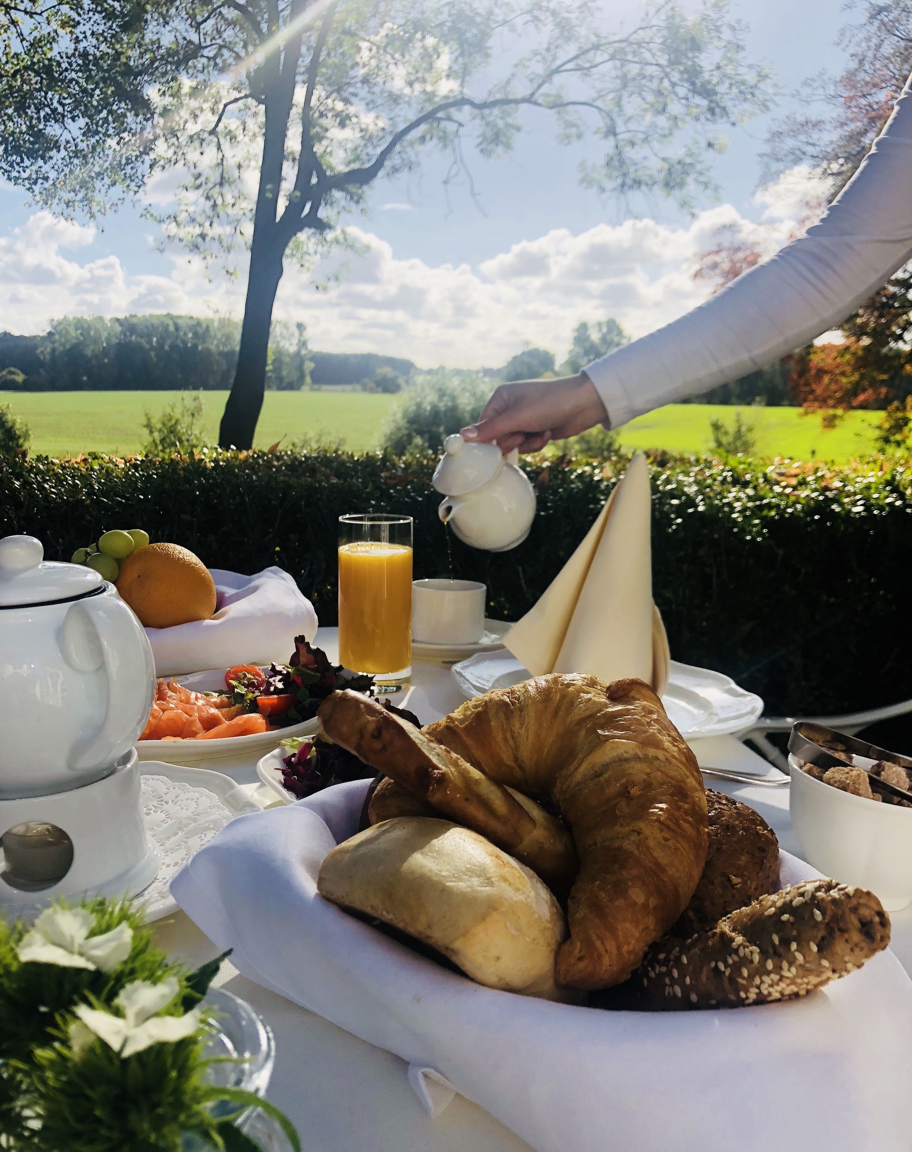 Tägliches kontinentales Frühstück gegen Gebühr