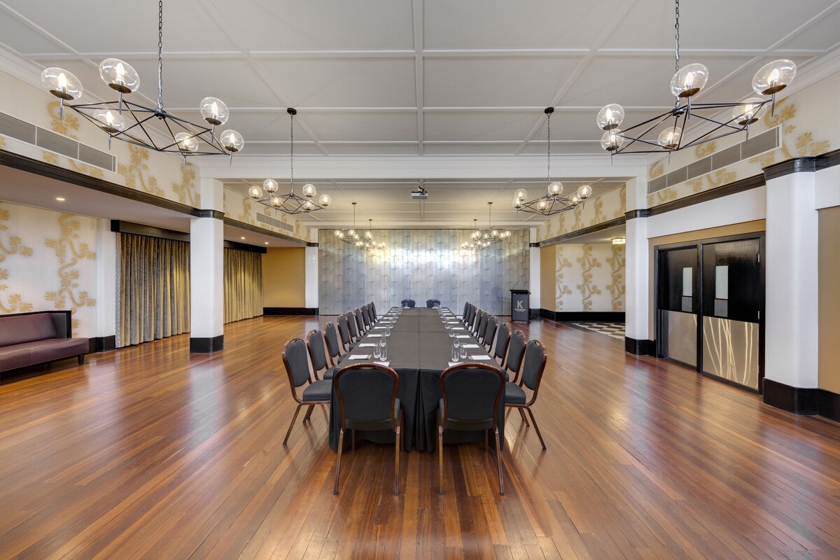 Hotel Kurrajong Canberra