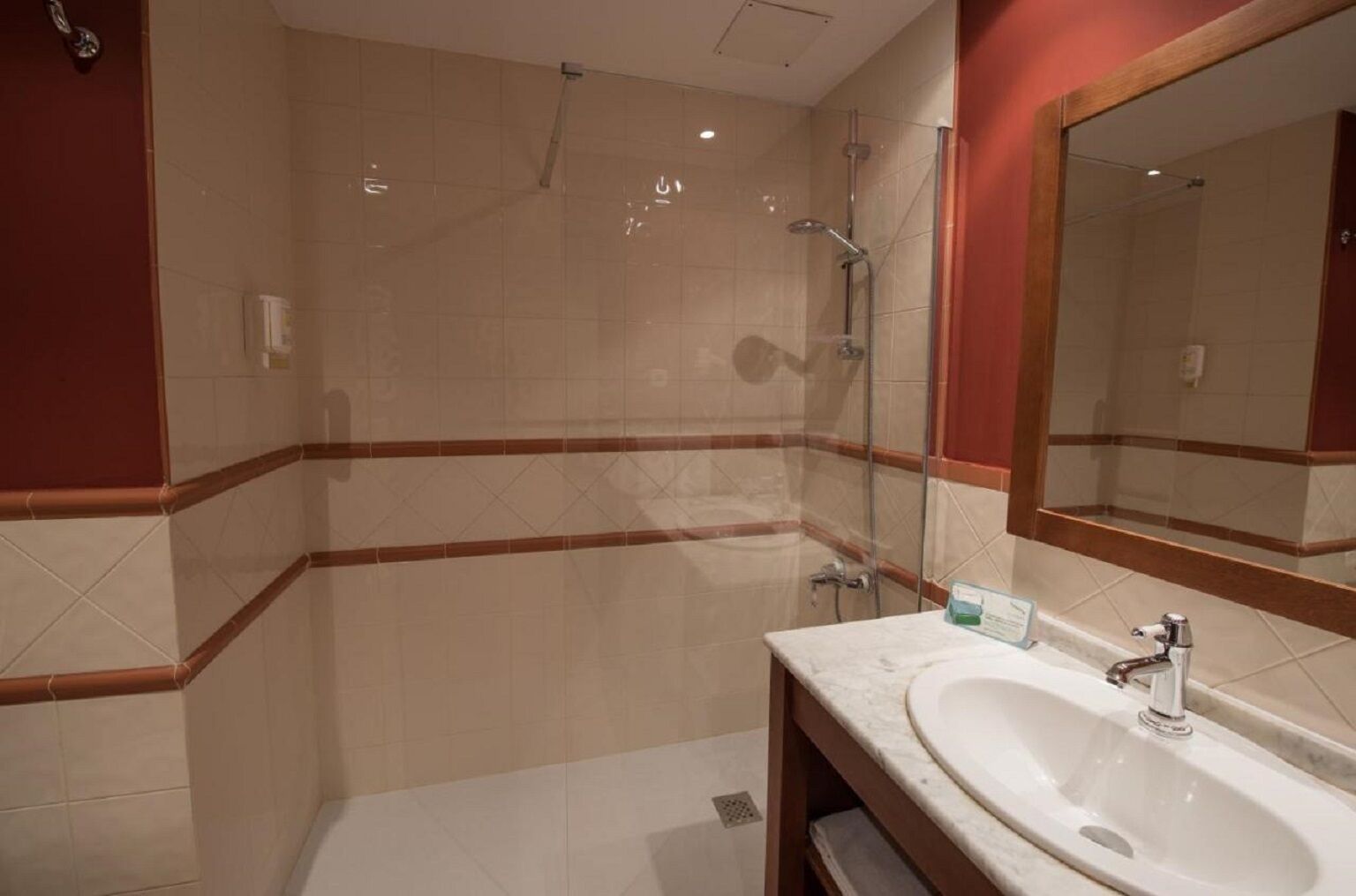 superior triple room | bathroom | hair dryer, bidet, towels