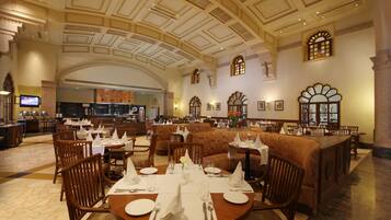 Daily buffet breakfast (INR 1770 per person)