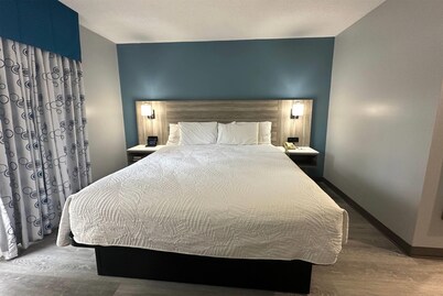 Travelodge by Wyndham Bracebridge