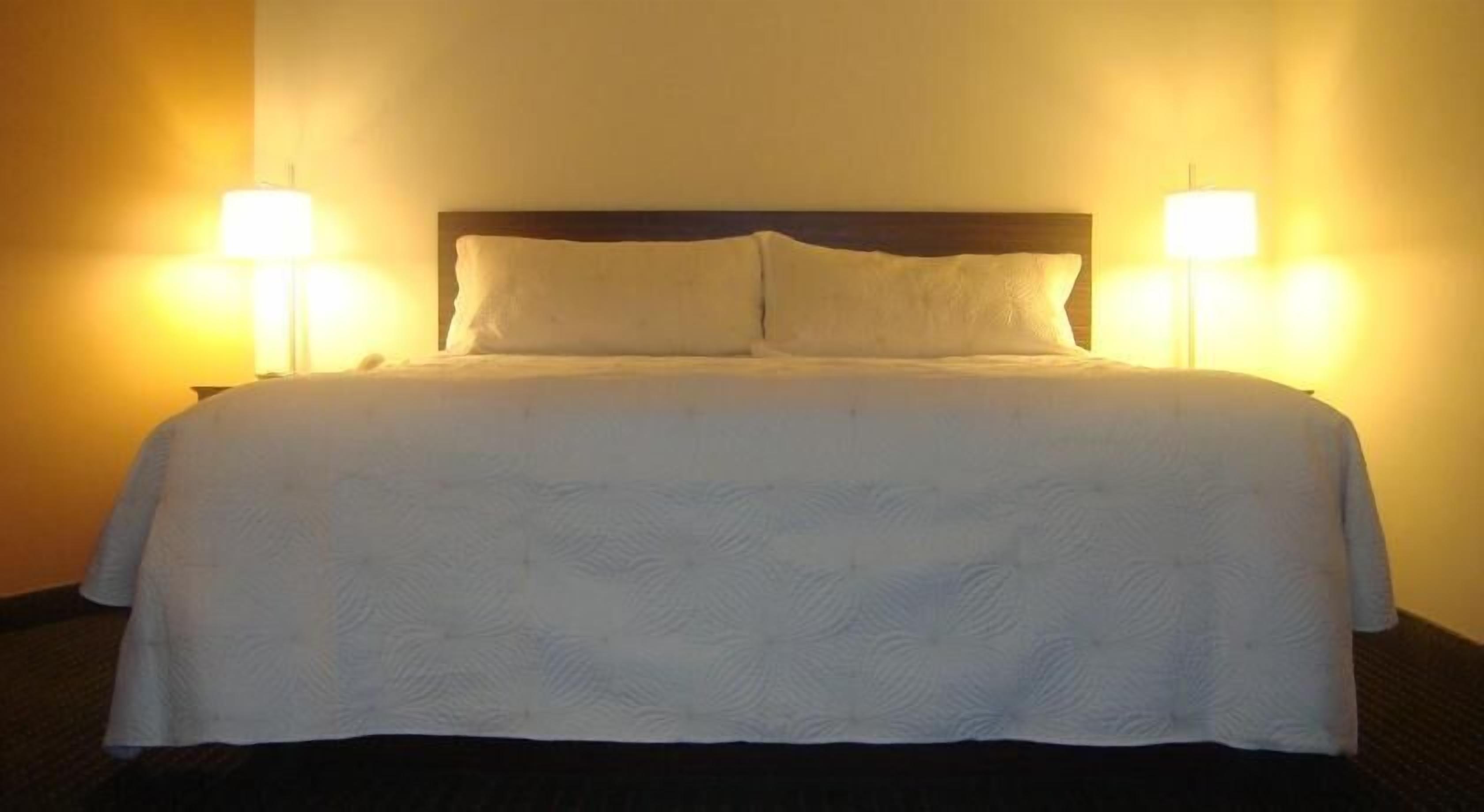 Desk, iron/ironing board, free cots/infant beds, free WiFi