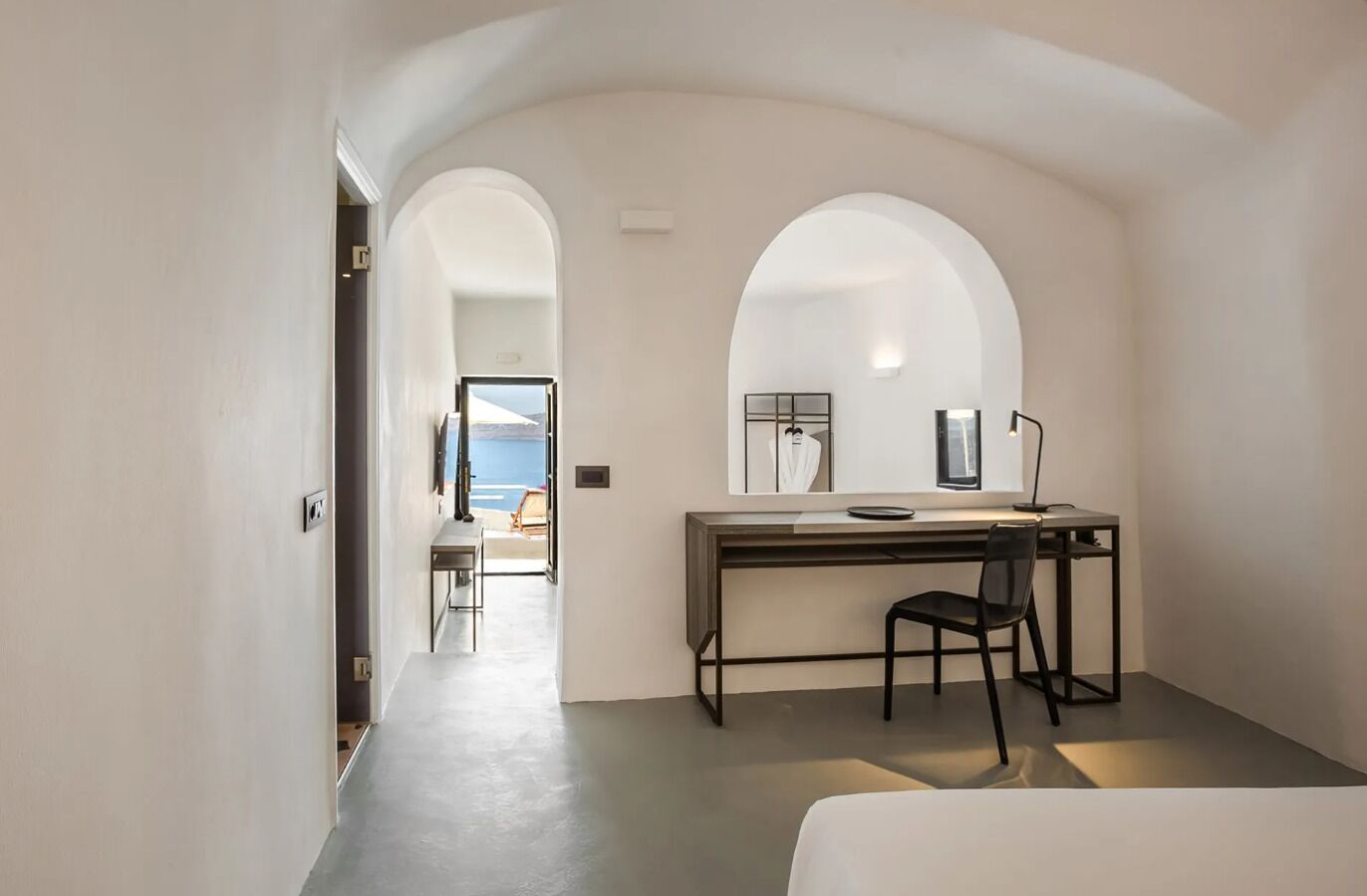 Luxury Studio Suite, Non Smoking, Ocean View | 1 bedroom, down duvets, minibar, in-room safe