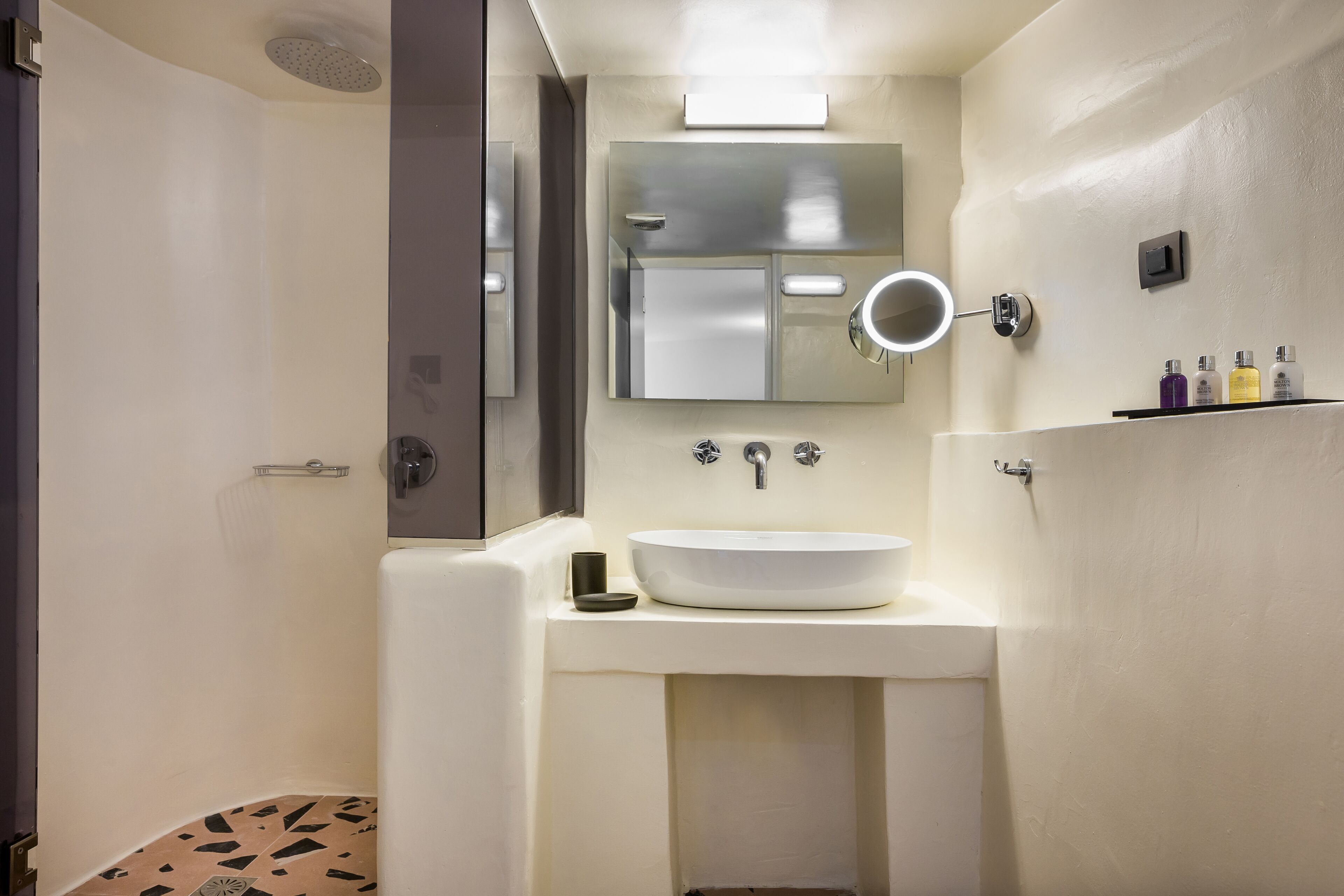 Photo - Sun Rocks Boutique Hotel