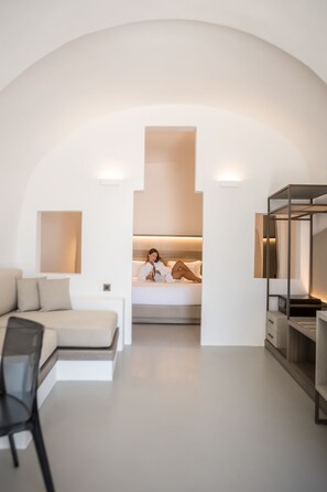 Luxury Suite, Sea View | Down comforters, minibar, in-room safe, desk
