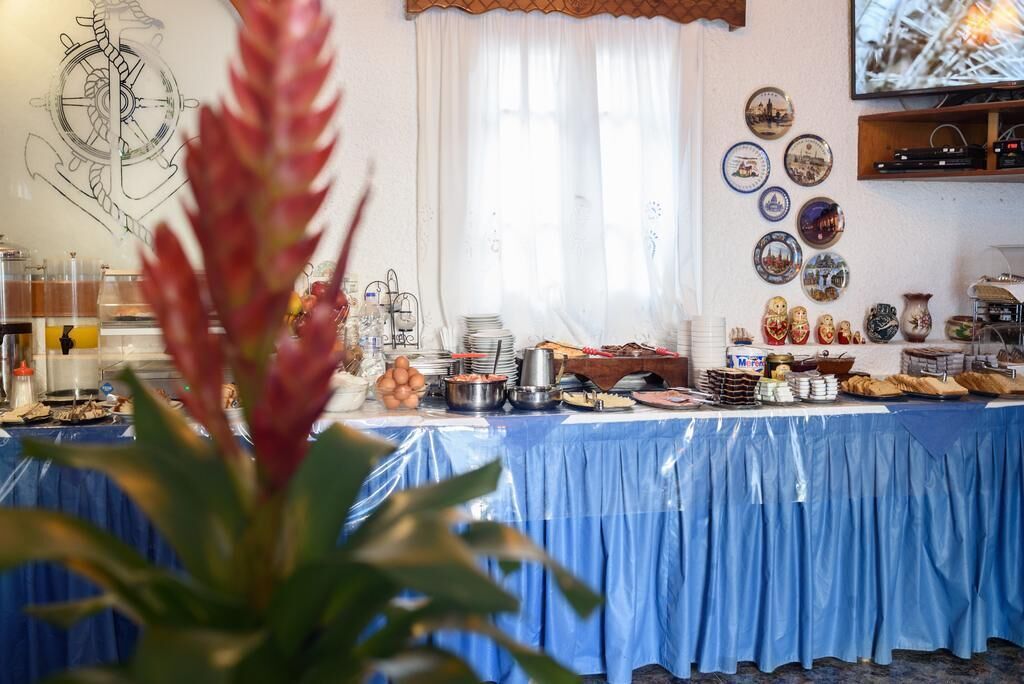 daily buffet breakfast (eur 10 per person)