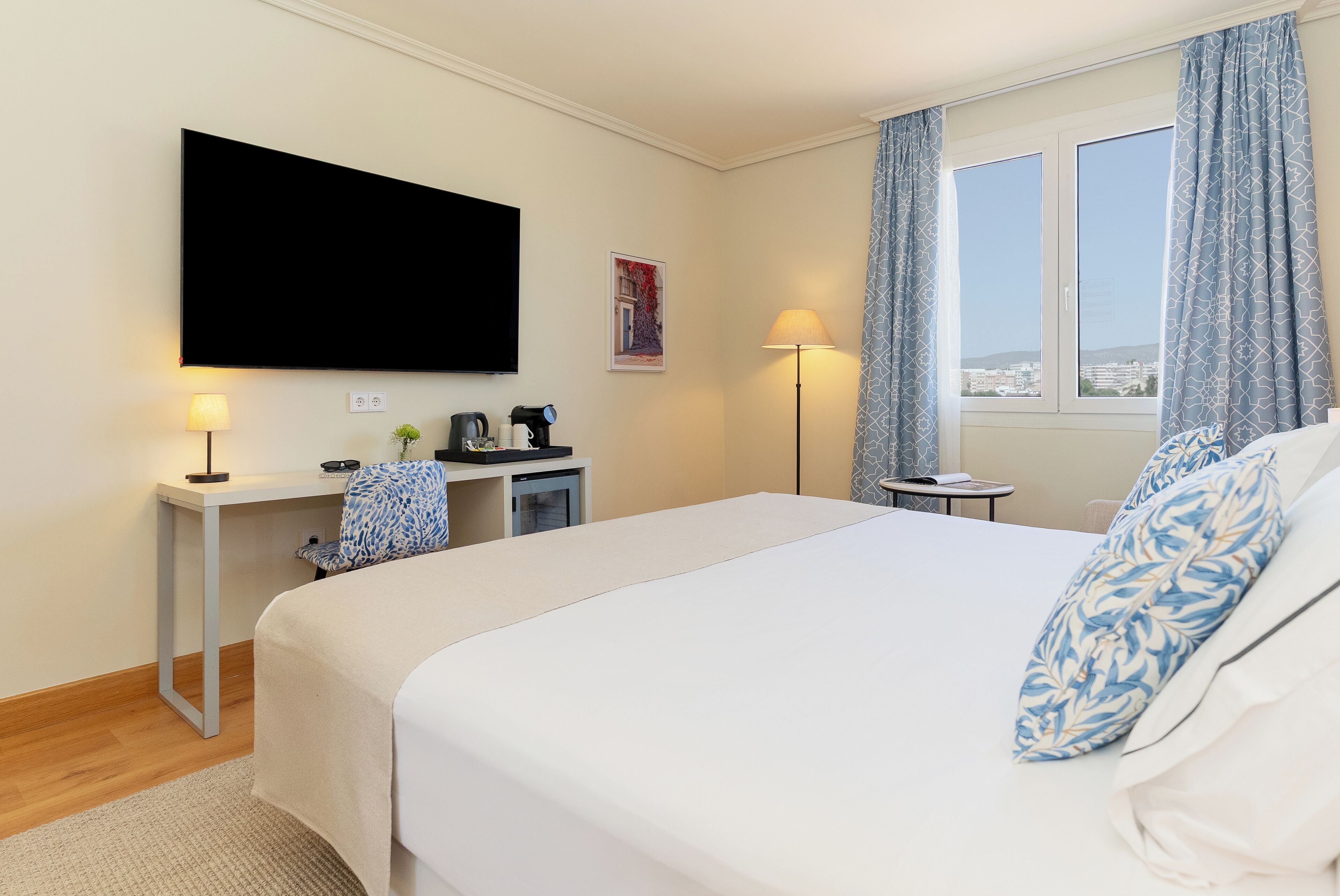 Minibar, in-room safe, desk, blackout curtains