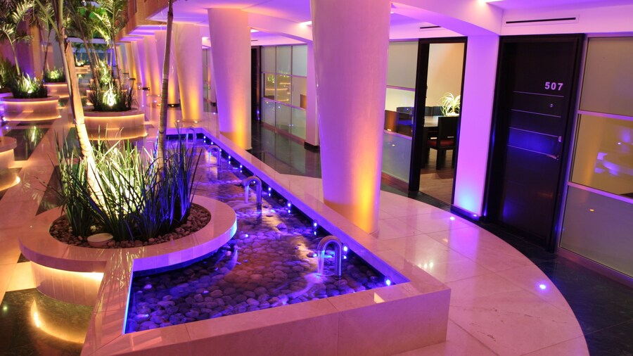 Crowne Plaza Toluca Lancaster by IHG