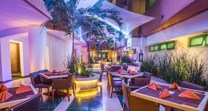 Crowne Plaza Toluca Lancaster by IHG