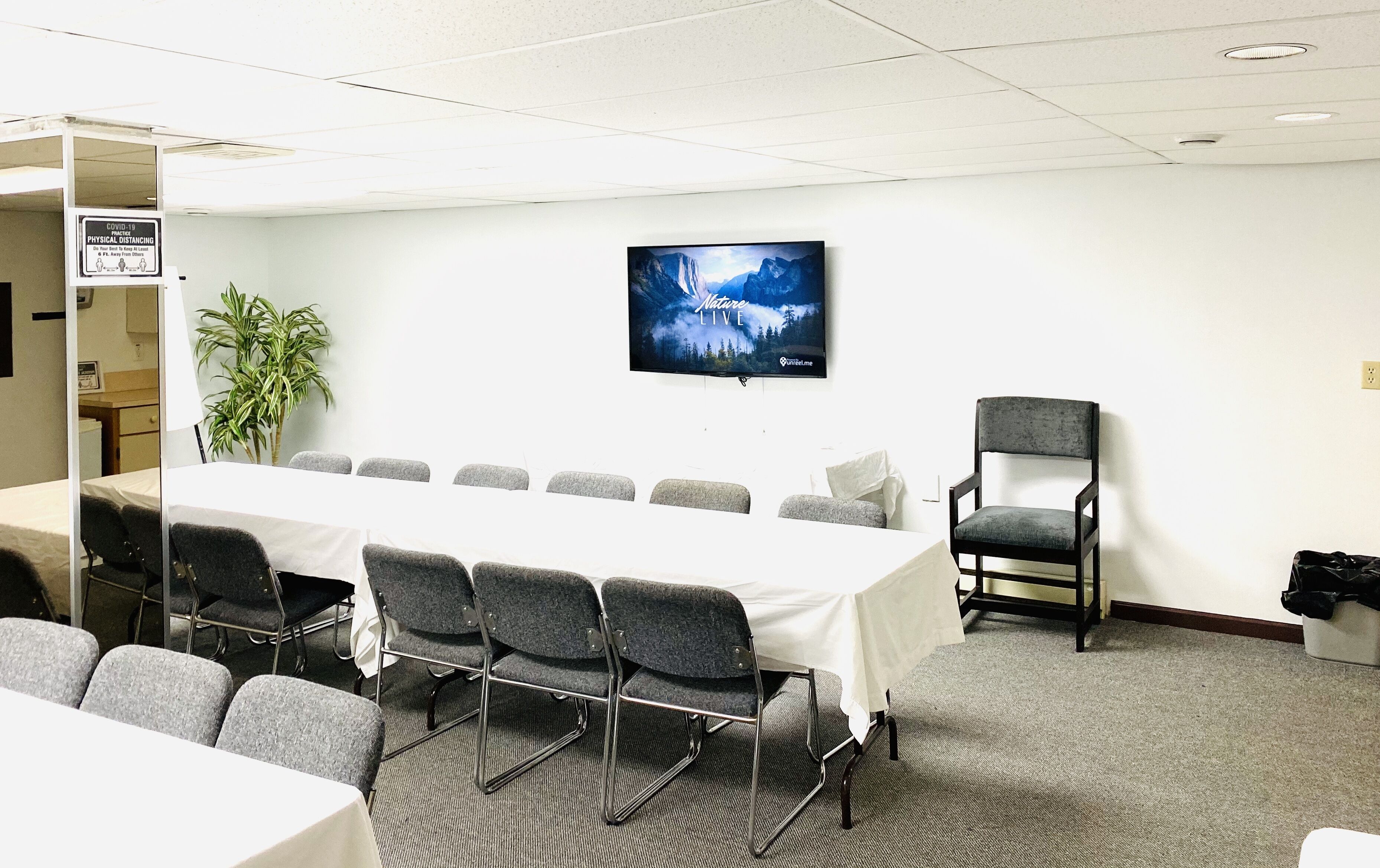 Photo - Happy Day Inn