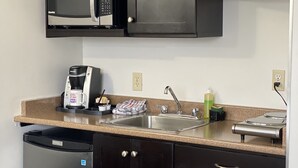 华丽客房, 1 张大床 | 私人厨房 | 茶具/咖啡用具
