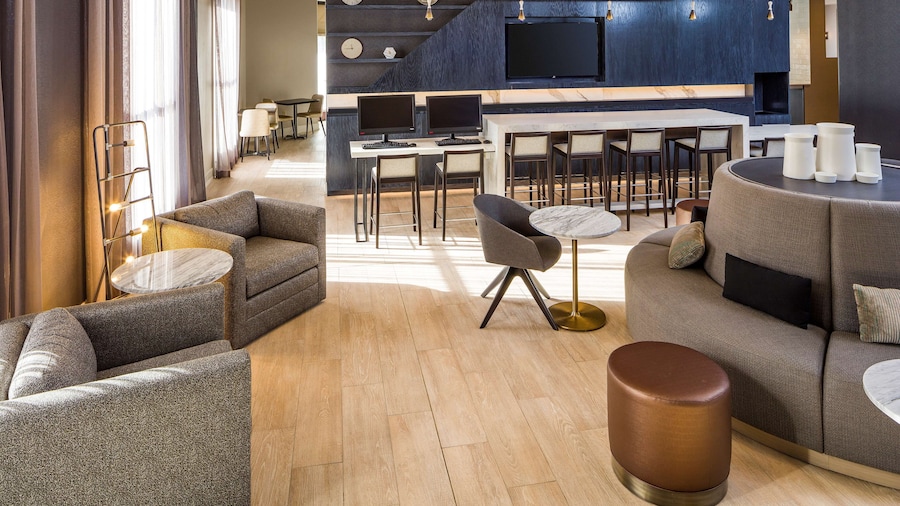 Doubletree By Hilton Boston Logan Airport Chelsea