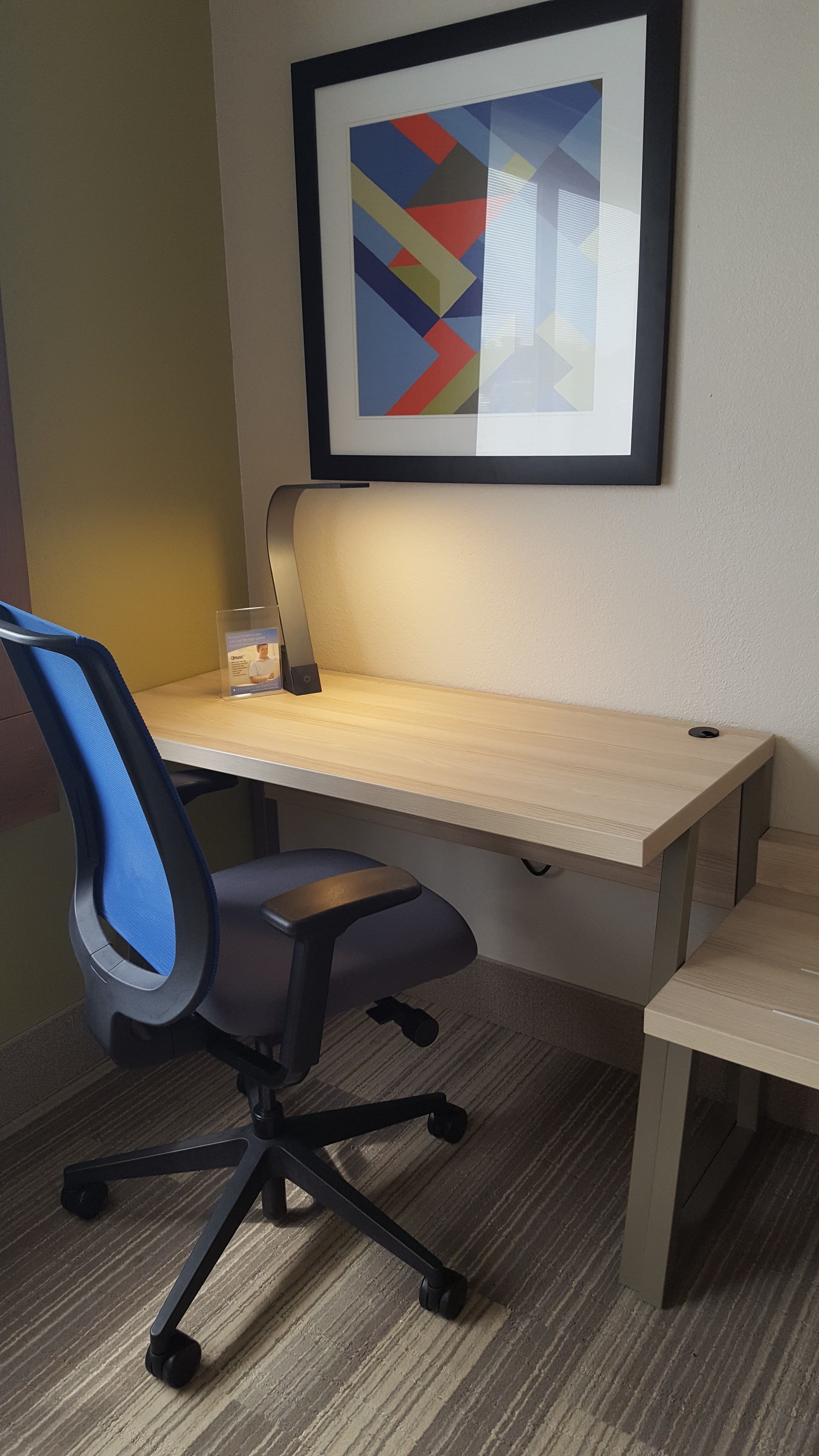 1 bedroom, pillow-top beds, desk, blackout curtains