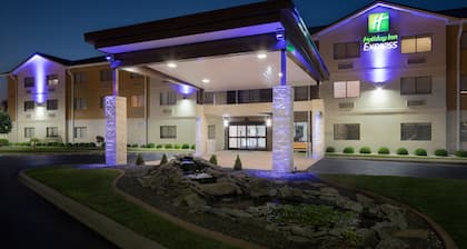 Holiday Inn Express Louisville Northeast by IHG