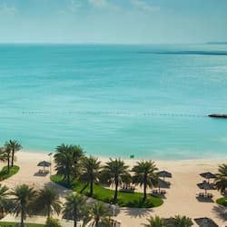 Private beach, sun-loungers, beach umbrellas, beach towels