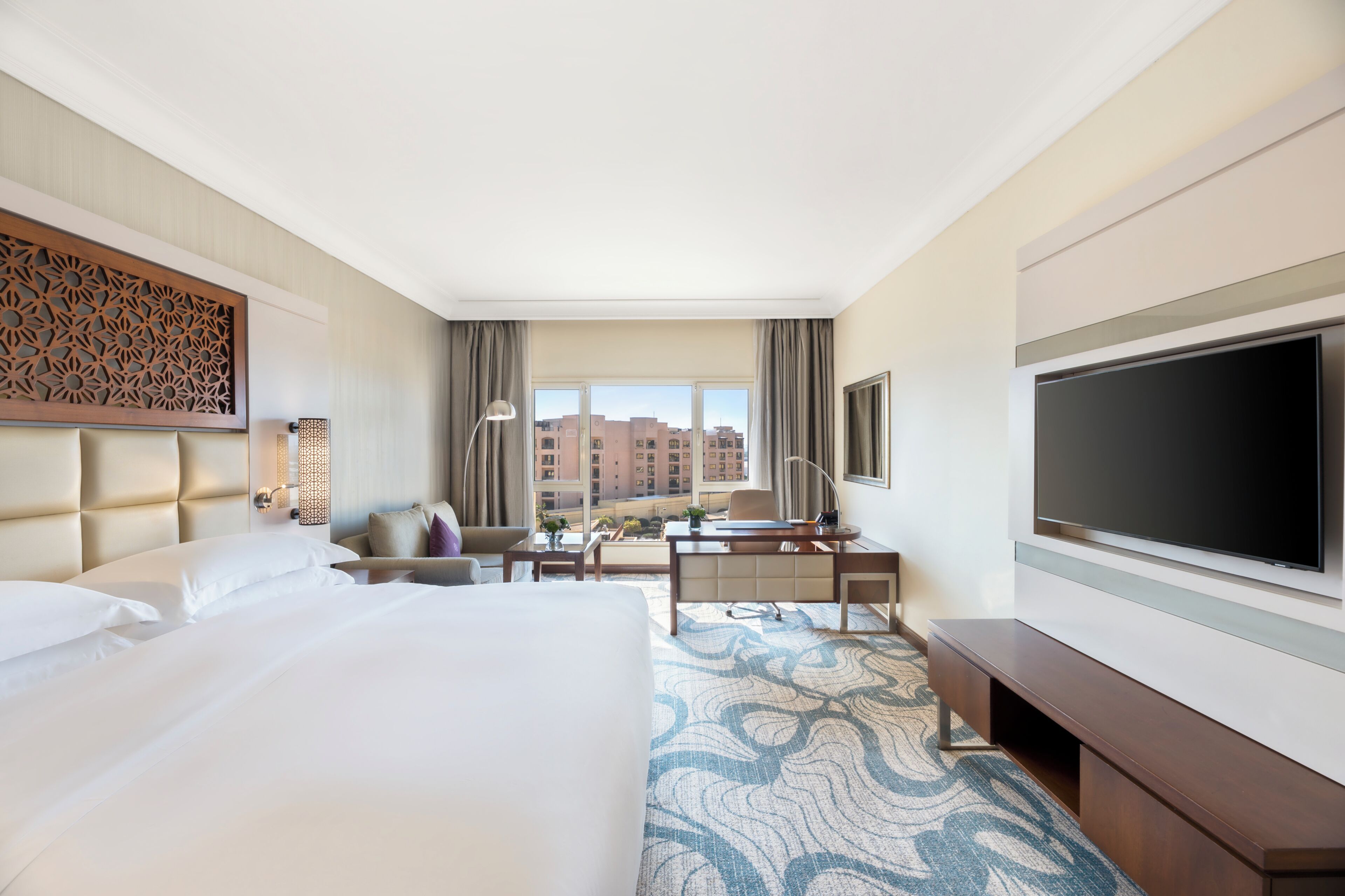 Classic Room, 1 King Bed, Accessible, City View