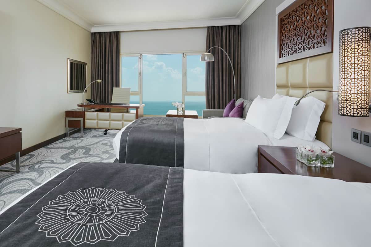 1 bedroom, premium bedding, down duvets, minibar