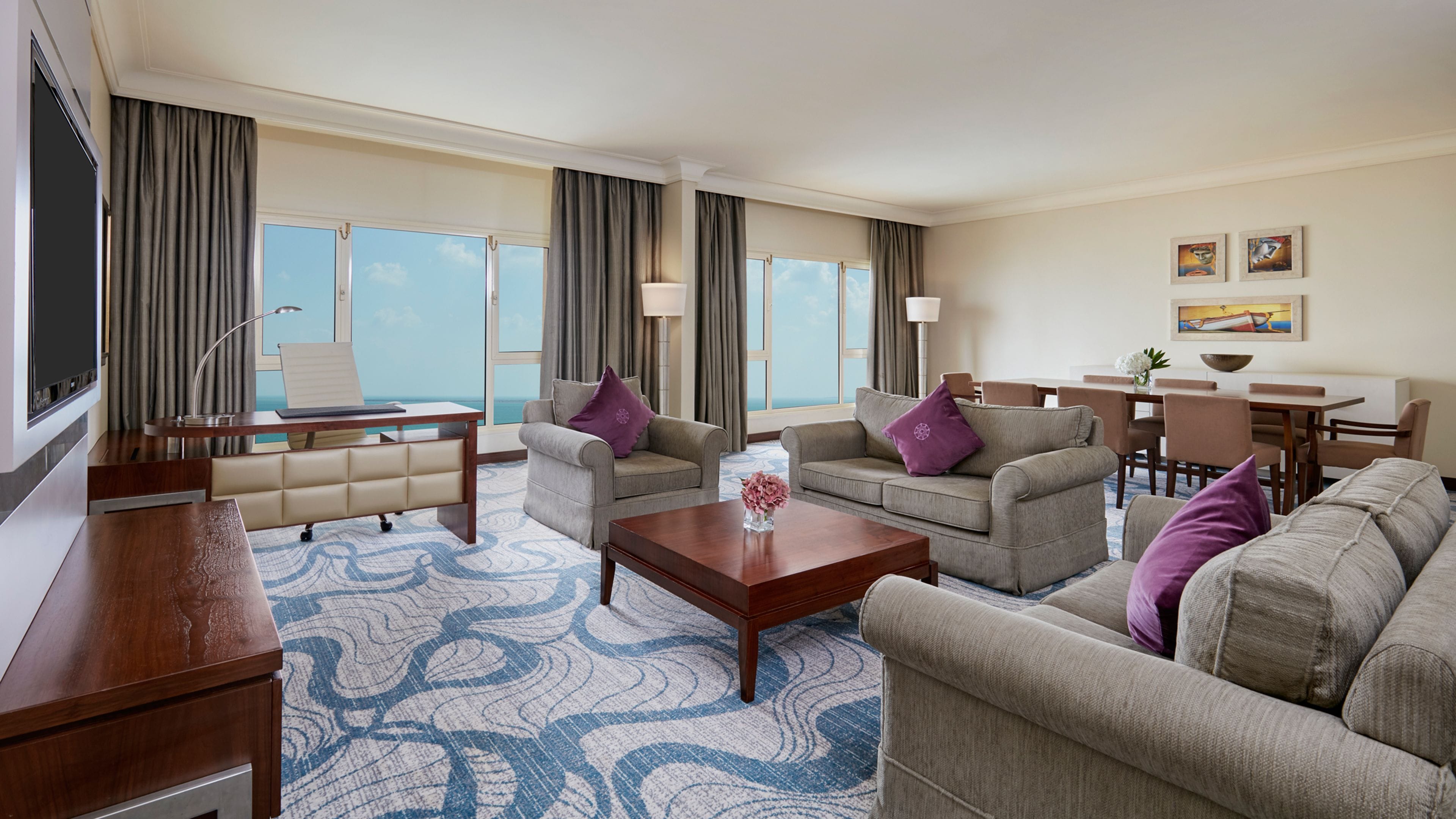 Premium bedding, down comforters, minibar, in-room safe