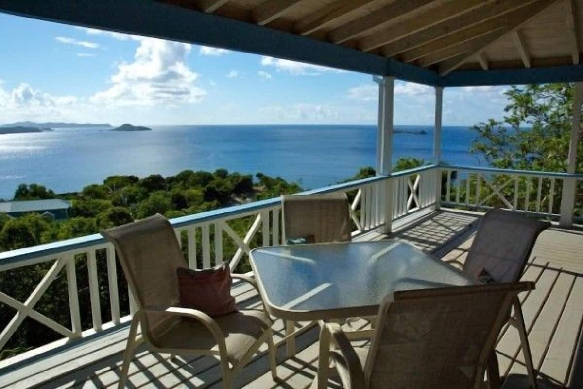 Chalet Nyumbani 3BR | Terraza o patio