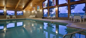 AmericInn by Wyndham Grundy Center
