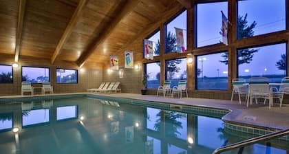 AmericInn by Wyndham Grundy Center