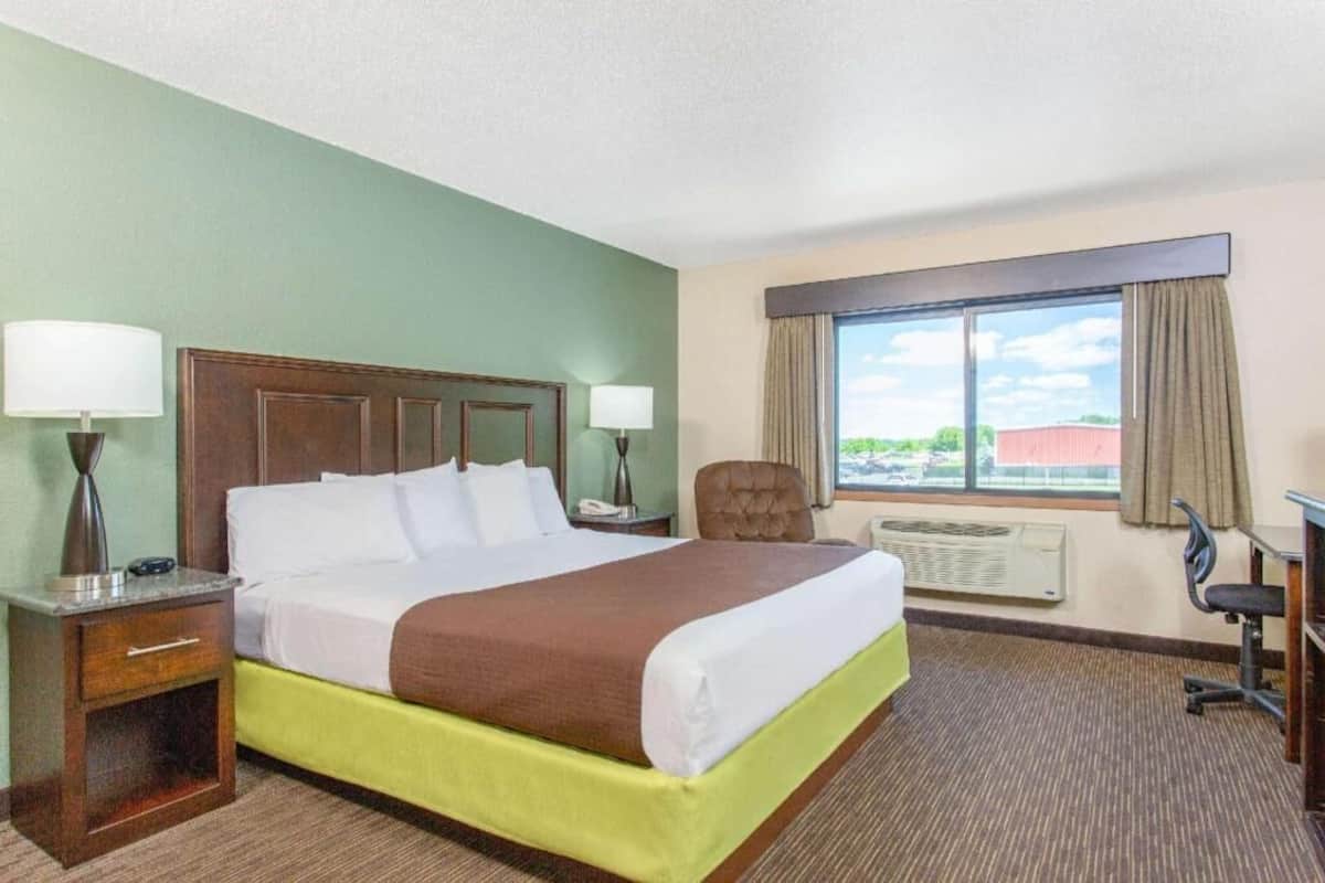 Desk, iron/ironing board, free cots/infant beds, free WiFi