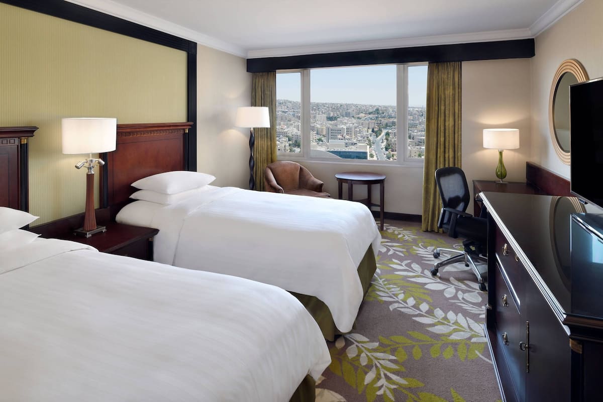 Deluxe Room, 2 Twin Beds | Premium bedding, minibar, in-room safe, desk