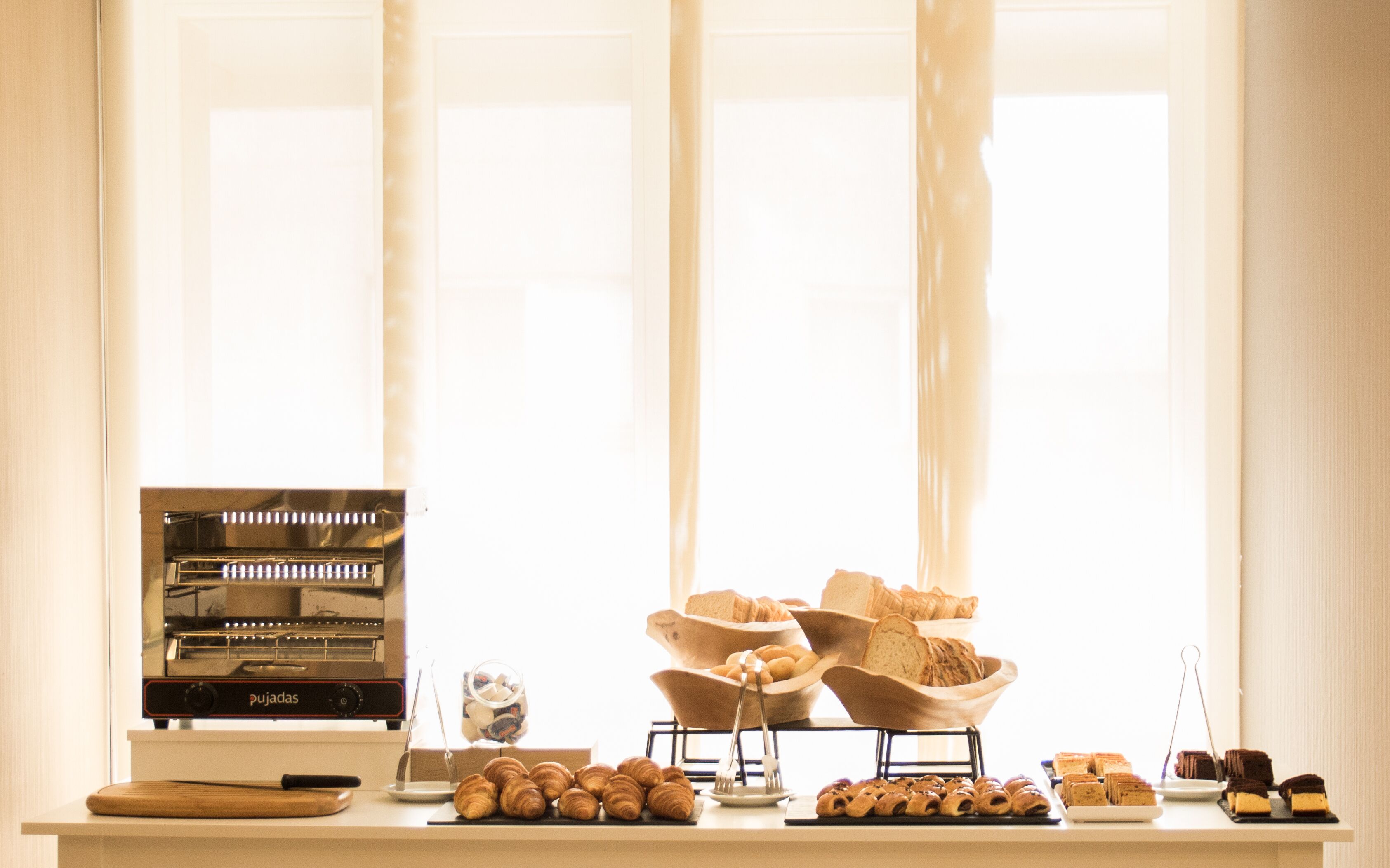 daily continental breakfast (eur 6.50 per person)