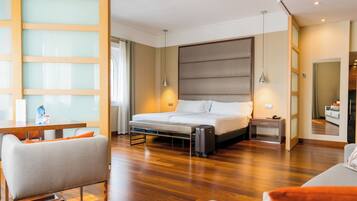 Premium bedding, minibar, in-room safe, desk